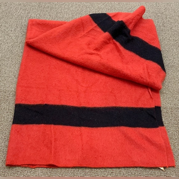 Mid Century Vintage Wool Ward's Fleecydown Hudson Bay Style Striped Blanket - Picture 8 of 16